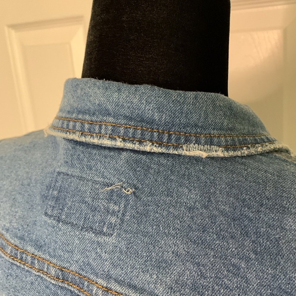 Universal Thread Jean Jacket - Picture 9 of 12